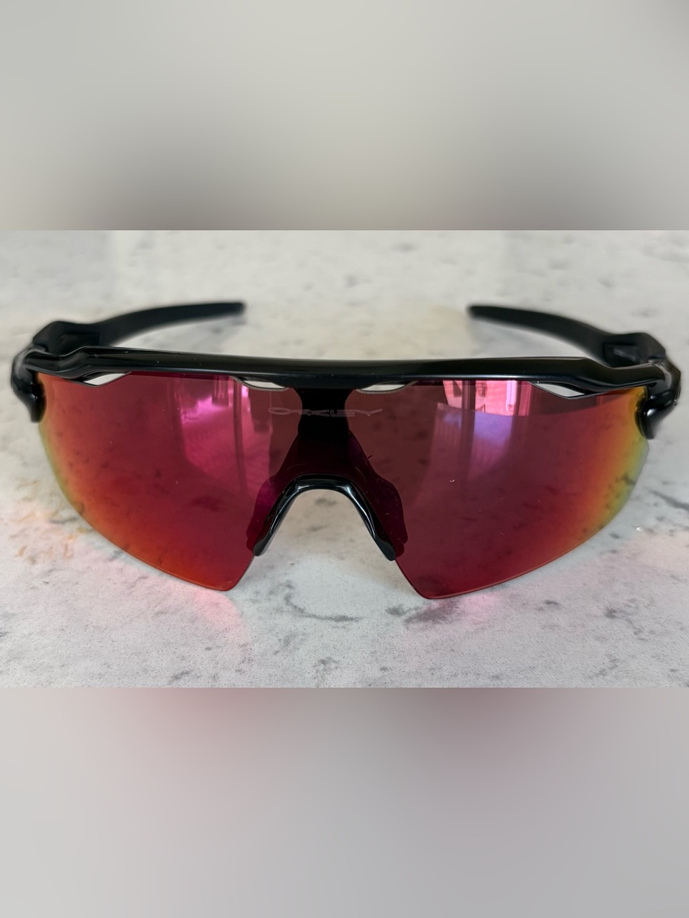 Oakley Sunglasses: Radar EV
Pitch (009211-1738)